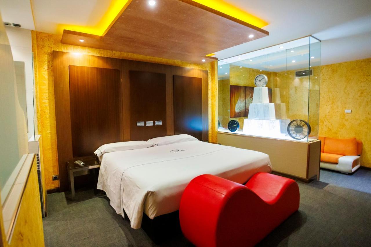 Motel Venus Valladolid Villanubla Экстерьер фото