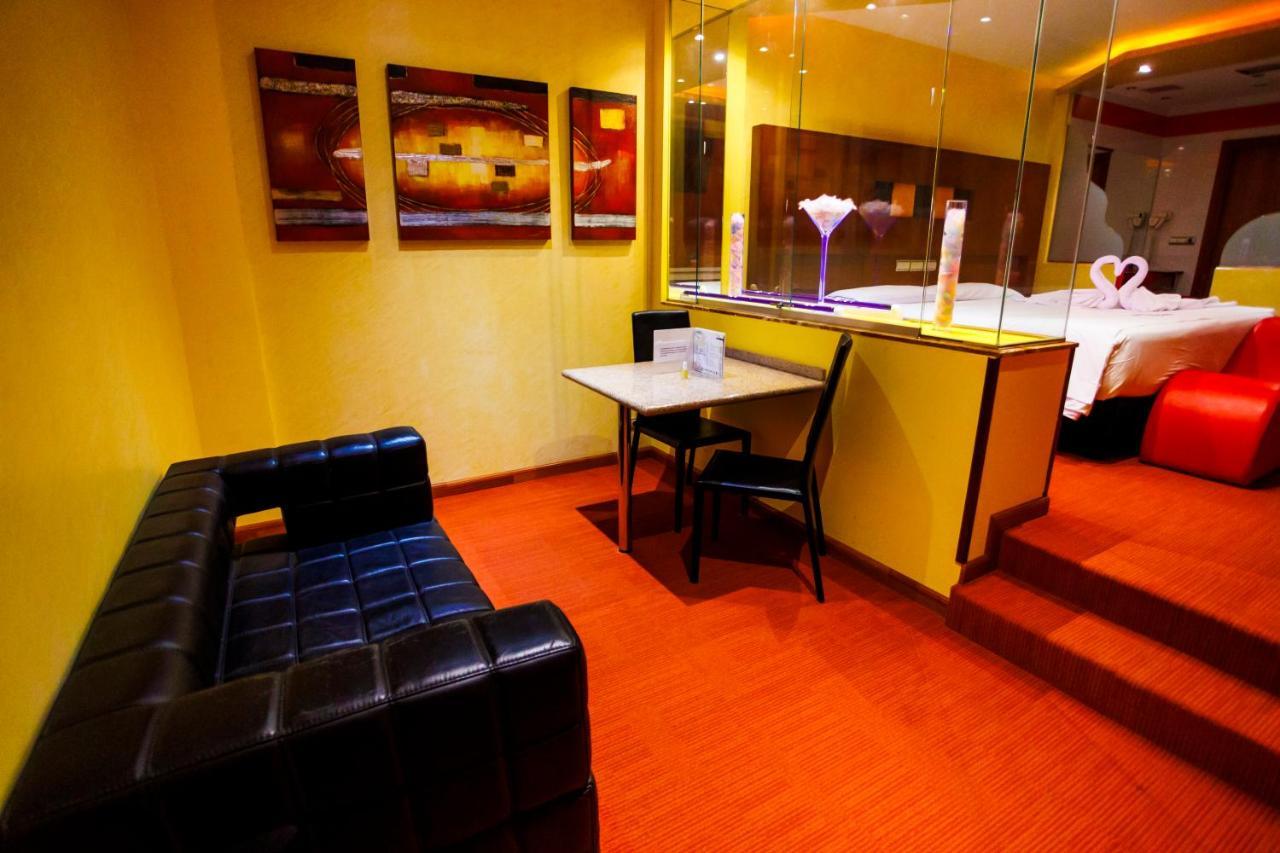 Motel Venus Valladolid Villanubla Экстерьер фото