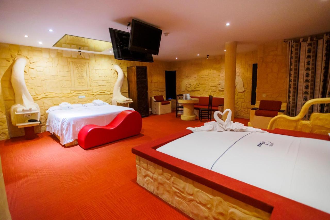 Motel Venus Valladolid Villanubla Экстерьер фото